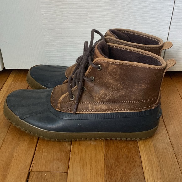 Sperry Duck Boots - Picture 2 of 8